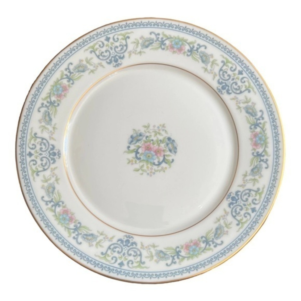 Oxford‎ (Div of Lenox) Fontaine 10 5/8” Dinner Plate
